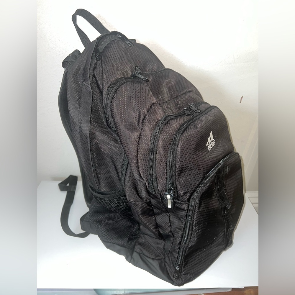 Adidas Prime 6 bag-pack, Black. Sporty Style